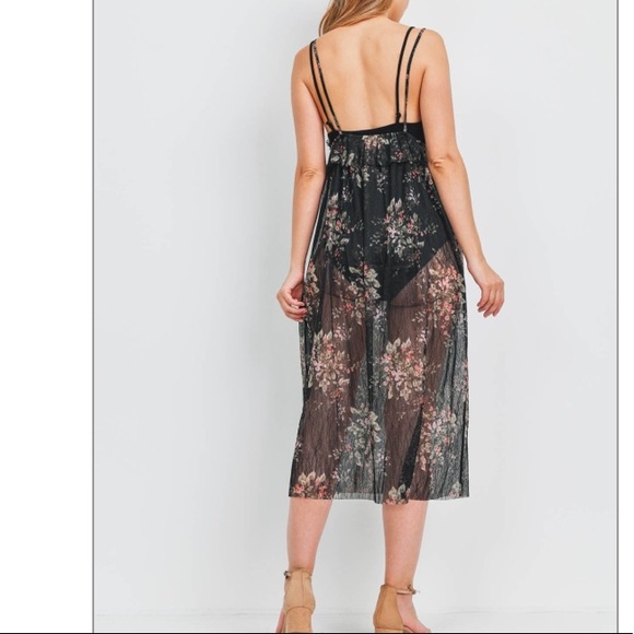 Black floral sheer strappy V-neck ruffle open back overlay midi dress. Pretty!🌸 - Picture 6 of 16